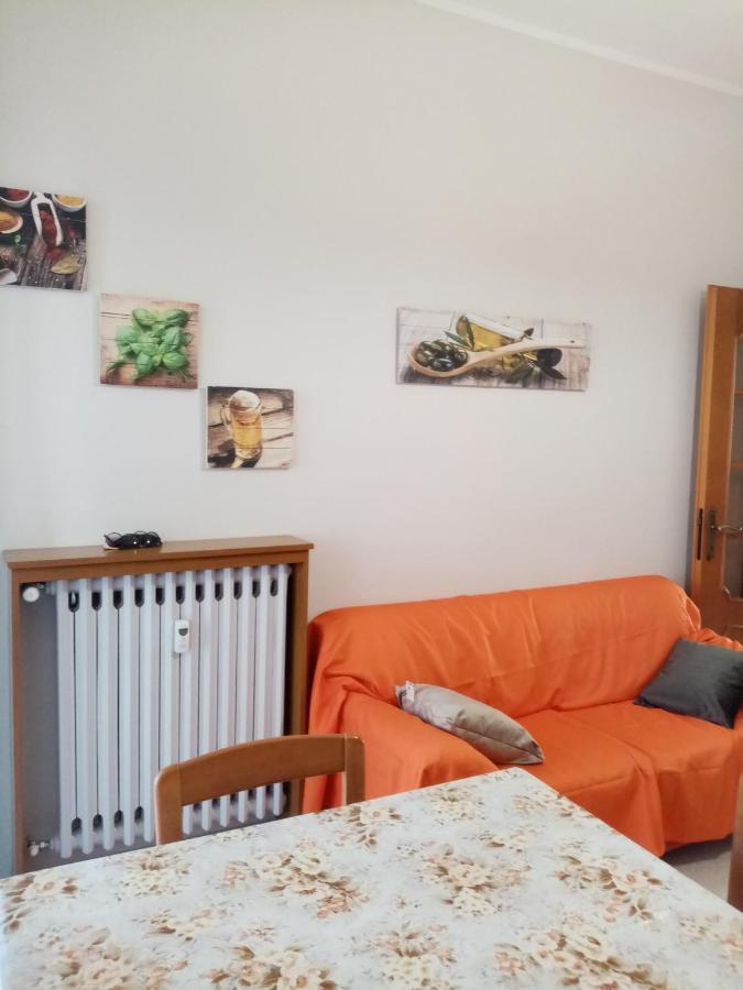 Bruno Turin Apartment Near The Metro Collegno Exteriér fotografie